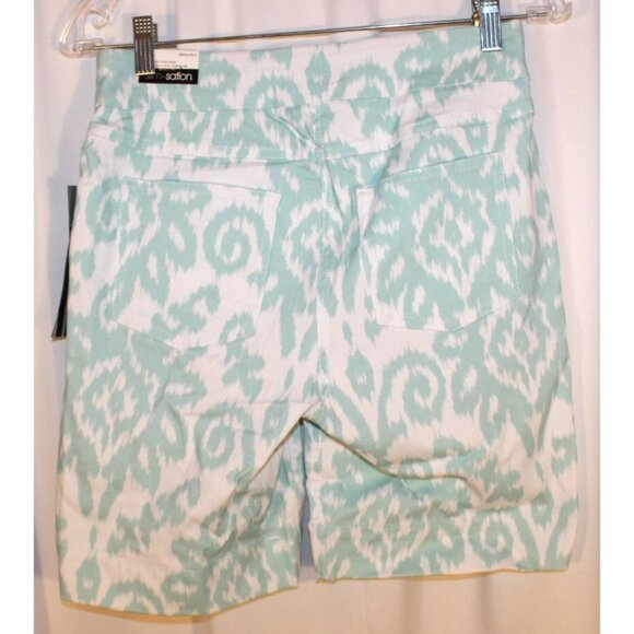 NEW SLIMSATION Golf Walking Shorts Size 8 Ice Blue White Slimming Pull-On - Picture 3 of 4